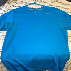 Nike T-shirt light blue